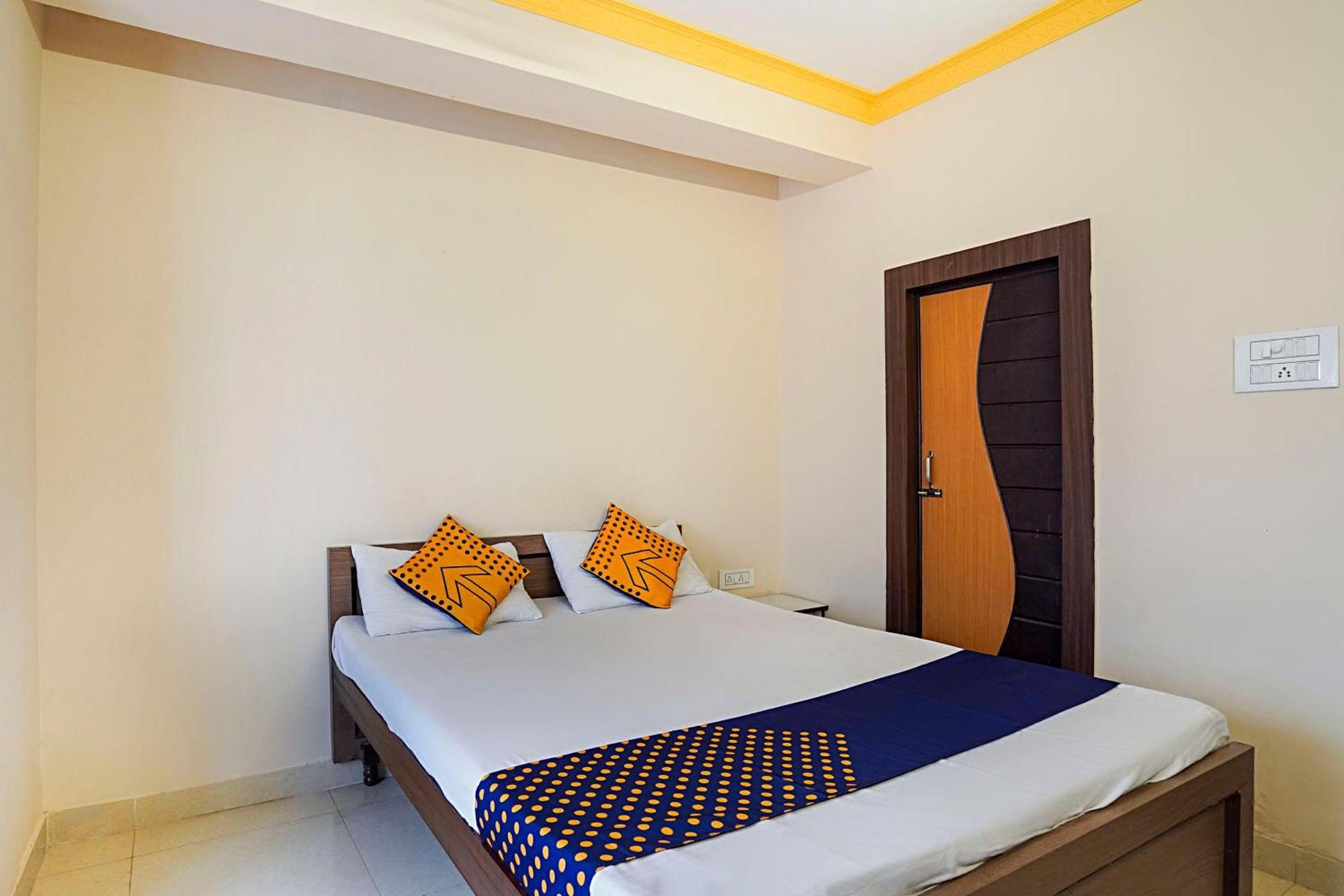 Hotel O Trisha Guest House Dum Dum Exteriör bild