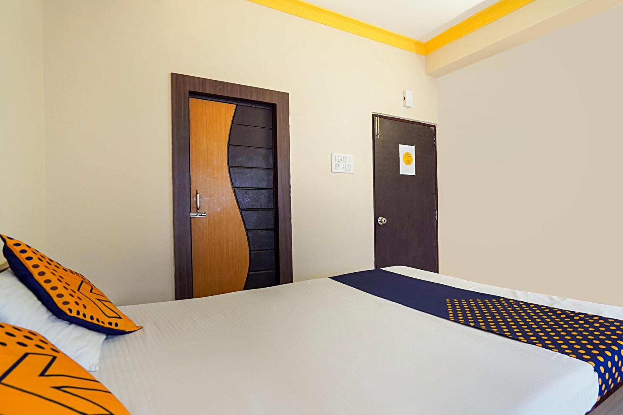 Hotel O Trisha Guest House Dum Dum Exteriör bild